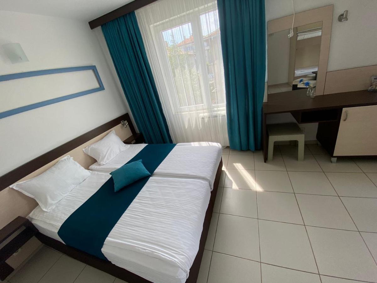 Lilia 2 Family Hotel Приморсько Екстер'єр фото