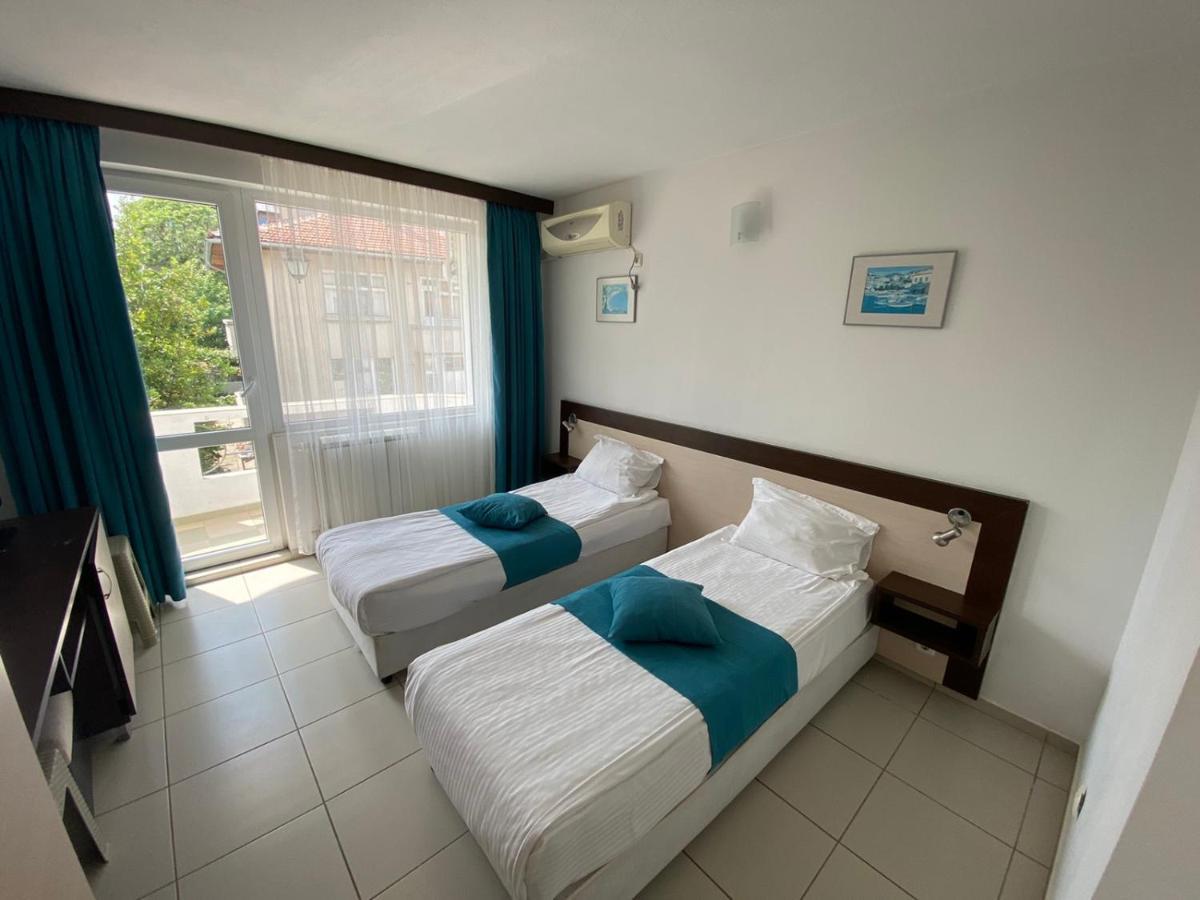 Lilia 2 Family Hotel Приморсько Екстер'єр фото
